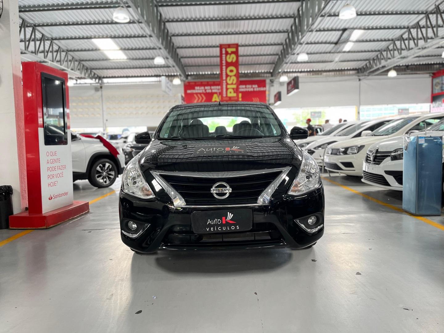 NISSAN VERSA