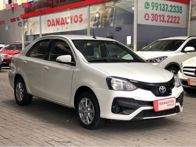 TOYOTA ETIOS SEDAN