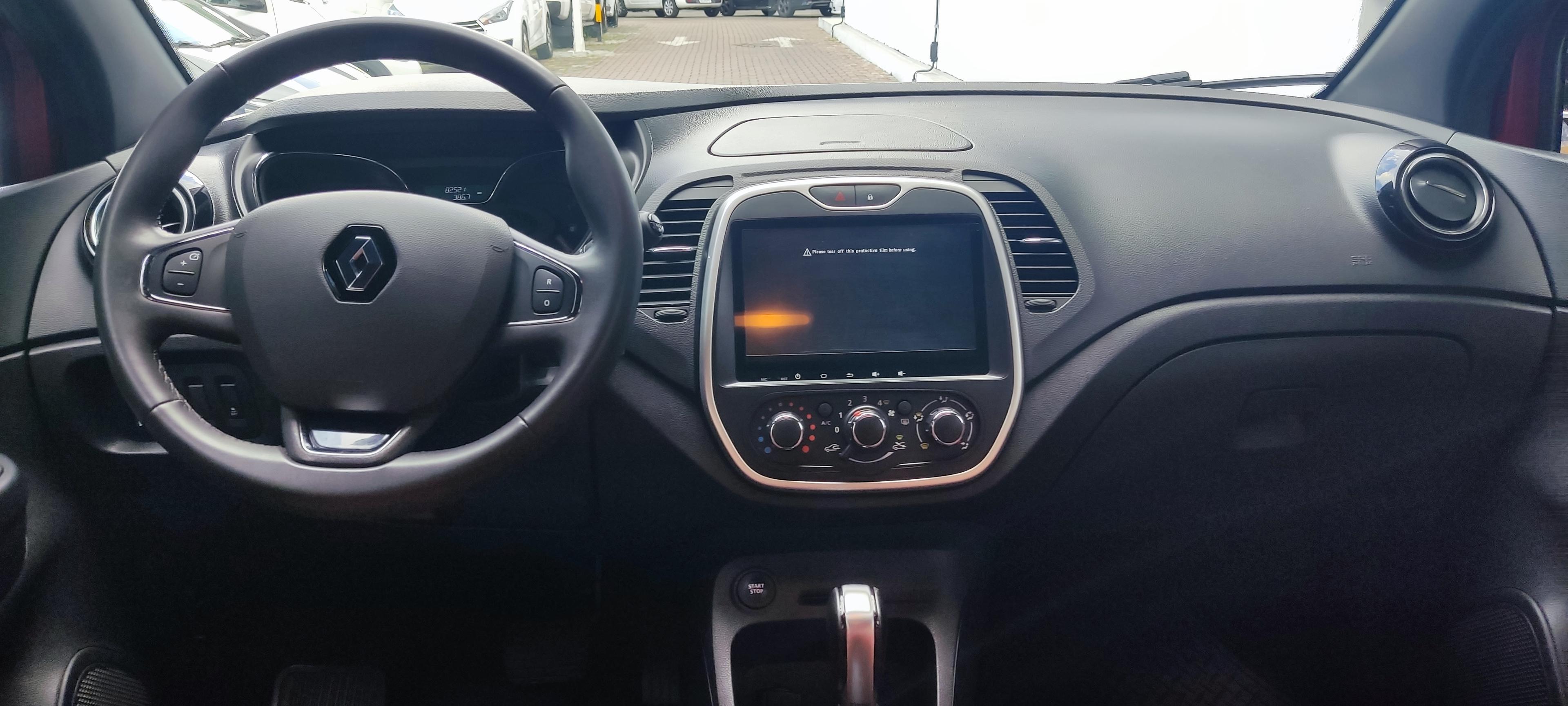 RENAULT CAPTUR