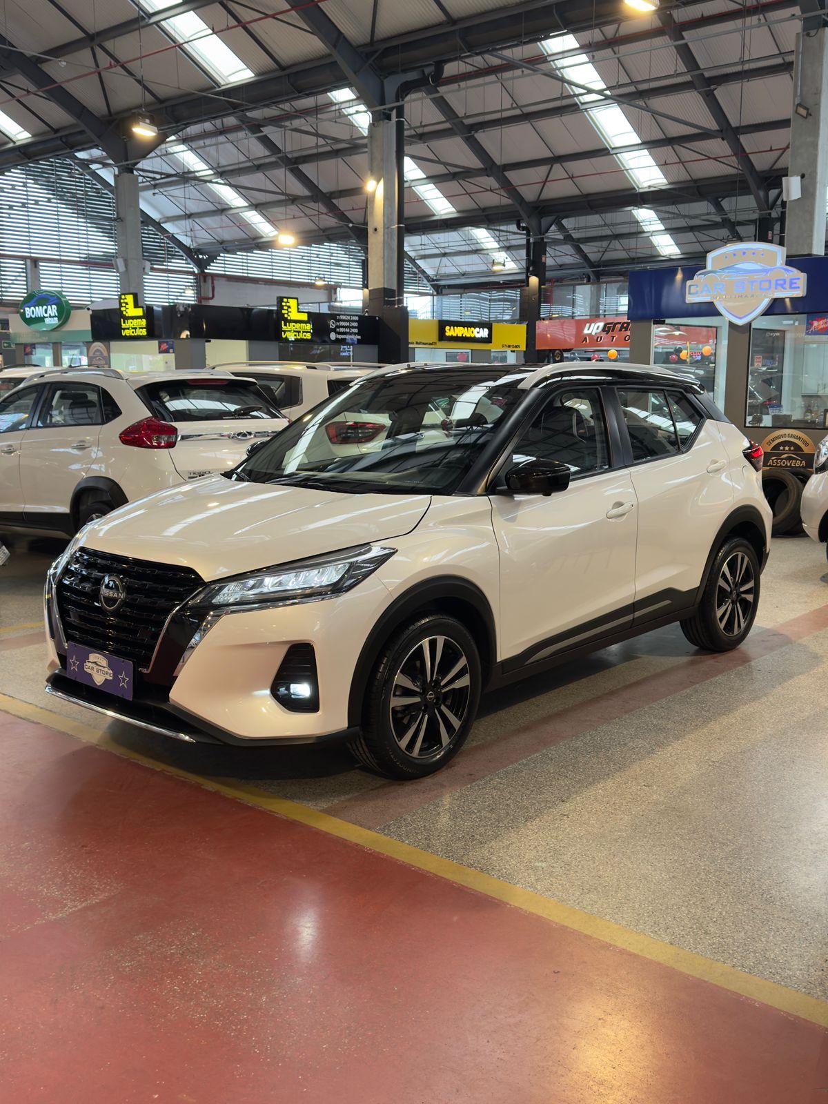 NISSAN KICKS