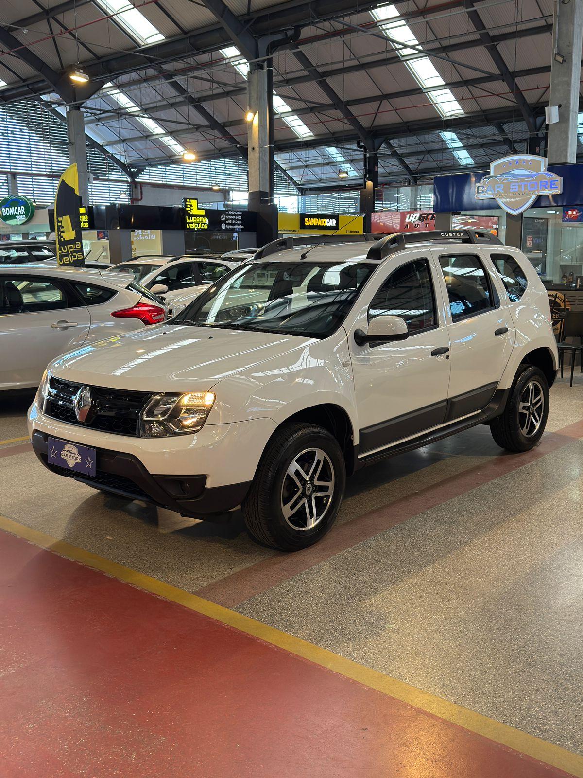 RENAULT DUSTER