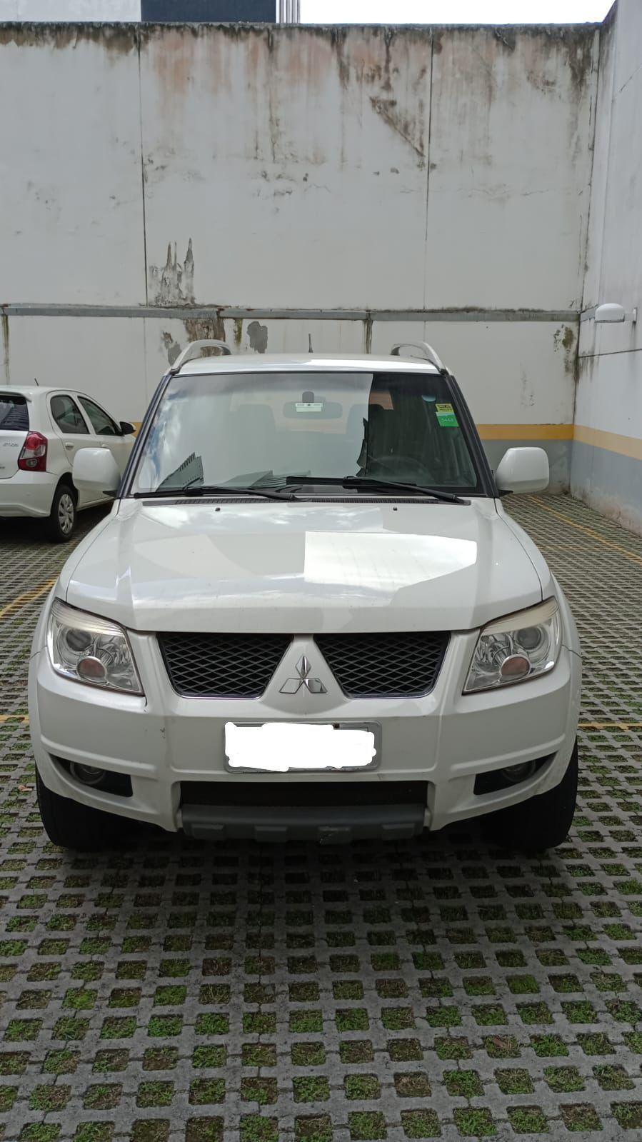 MITSUBISHI PAJERO TR4
