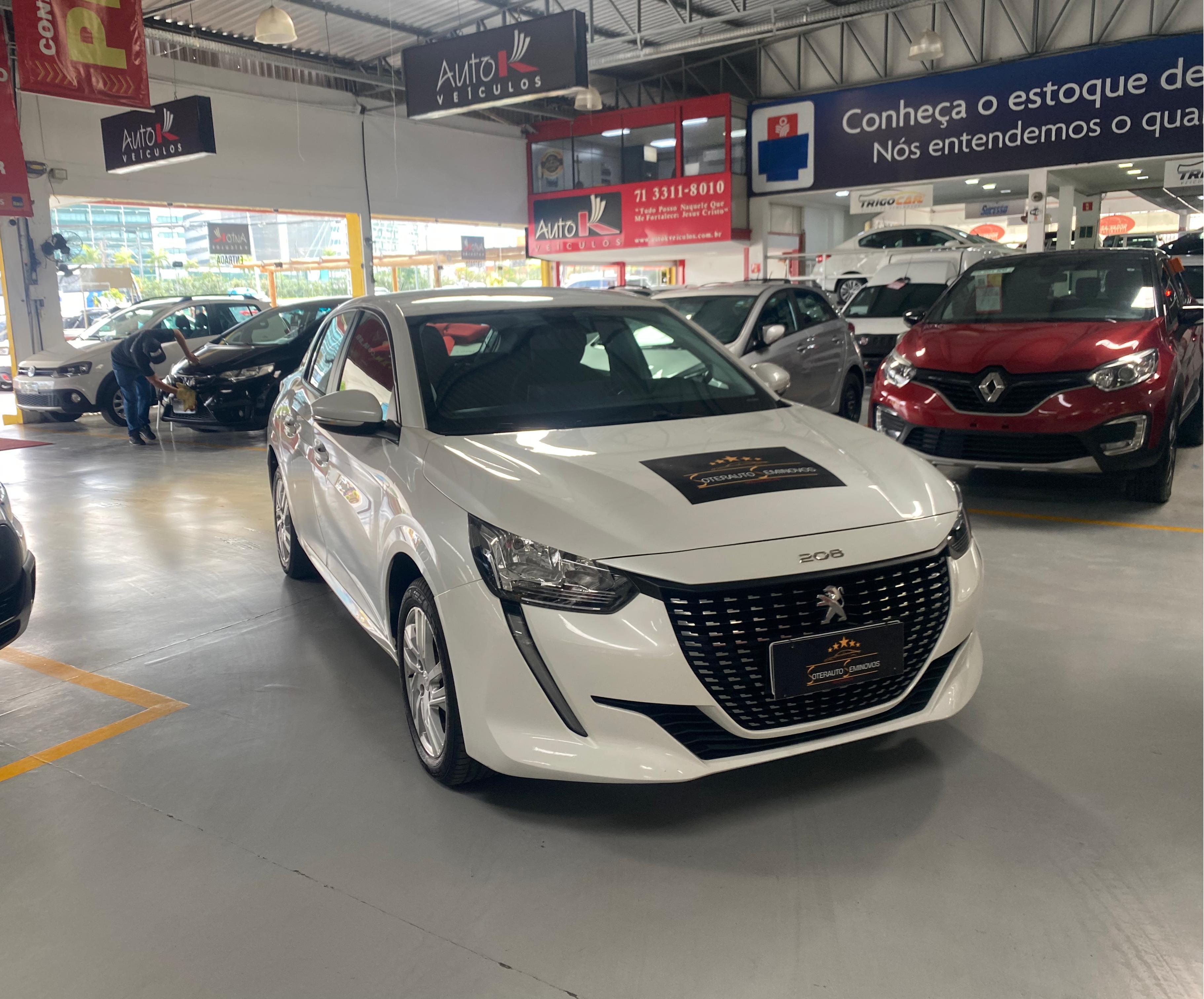 PEUGEOT 208 active