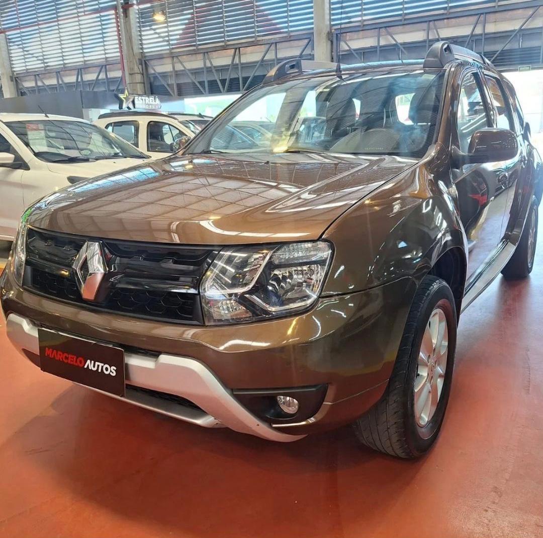 RENAULT DUSTER
