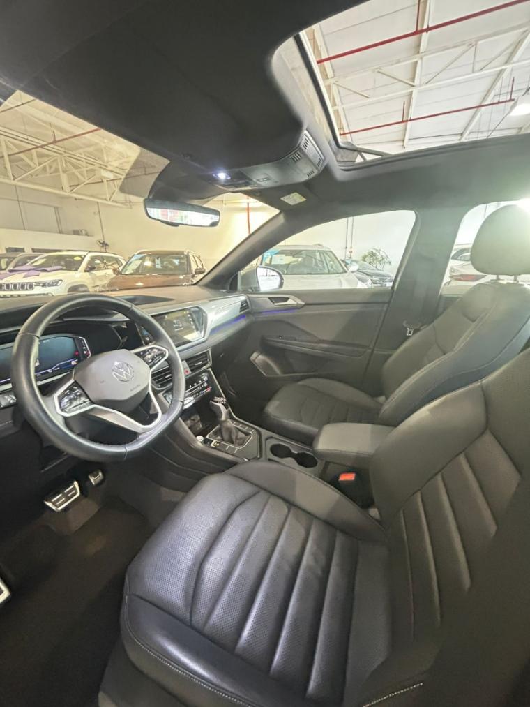 VOLKSWAGEN TAOS
