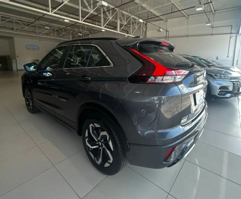 MITSUBISHI ECLIPSE CROSS
