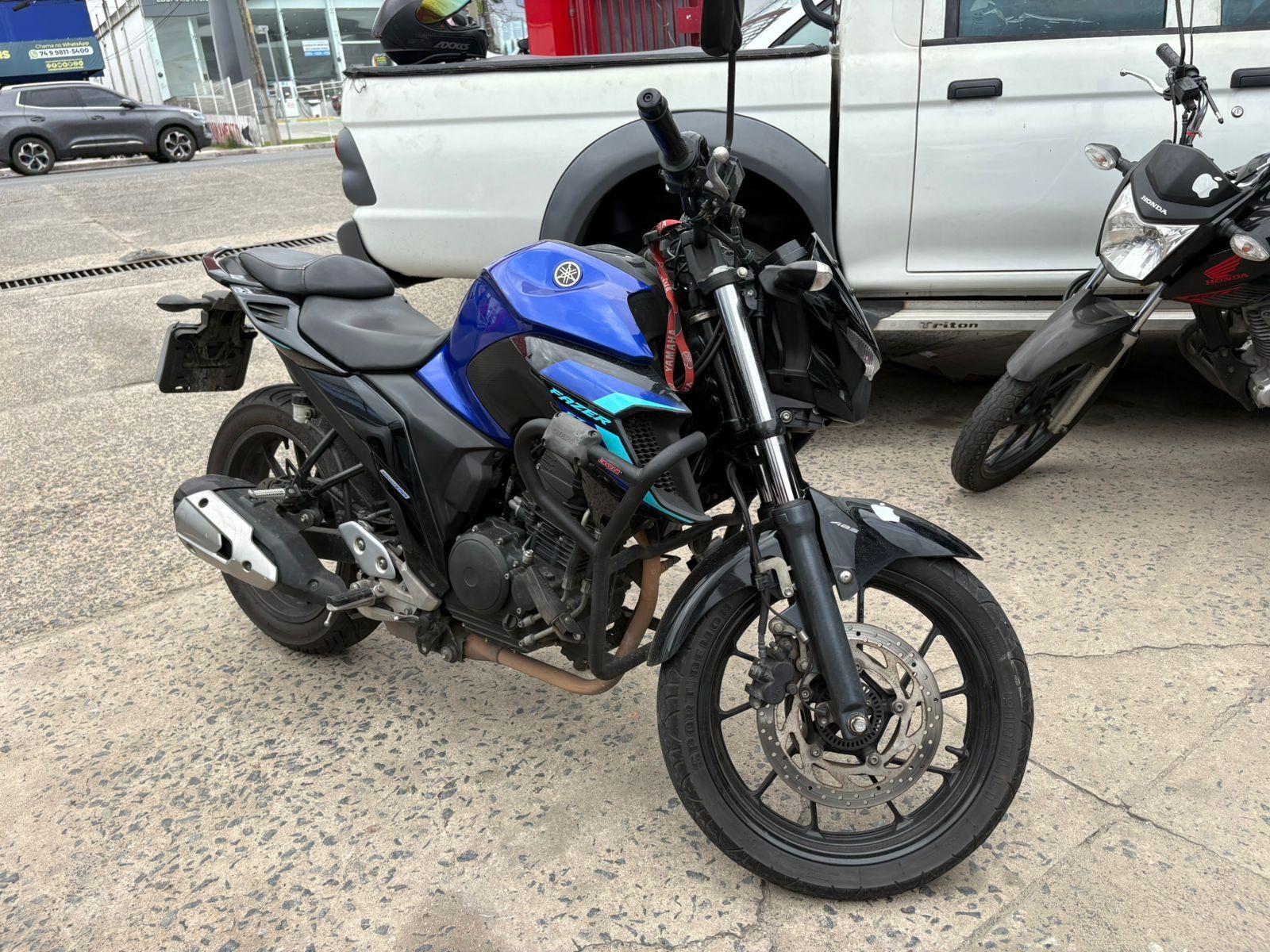 YAMAHA fz25 fazer